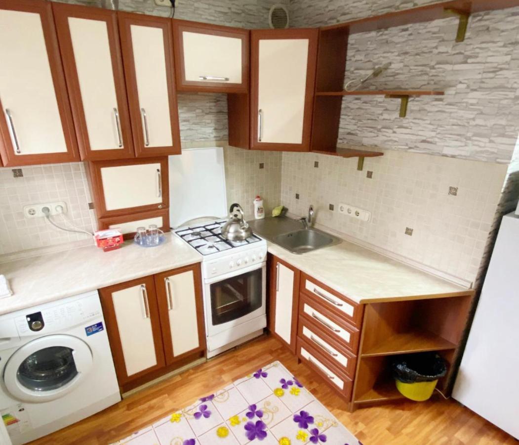 Apartments Ahmetova 6 32 อัลมาตี ภายนอก รูปภาพ